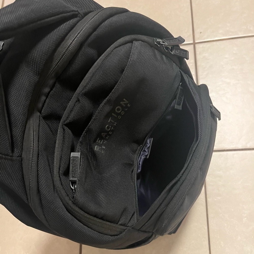 Kenneth Cole Backpack - Picture 4 of 9